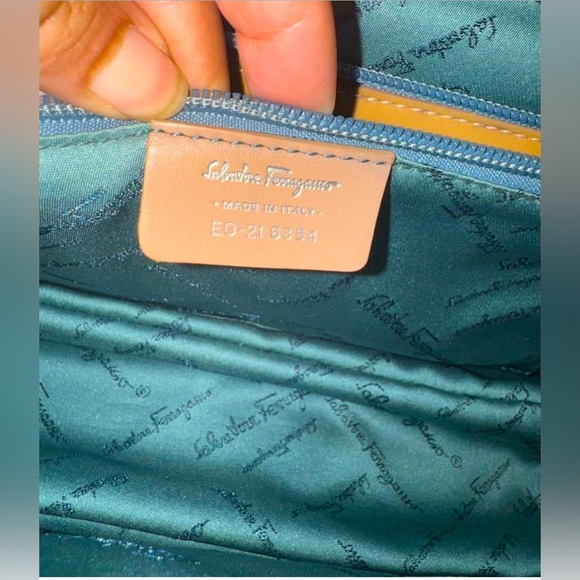 Salvatore Ferragamo Yellow Patent Leather Shoulder Bag Tassel Accent - Picture 7 of 10